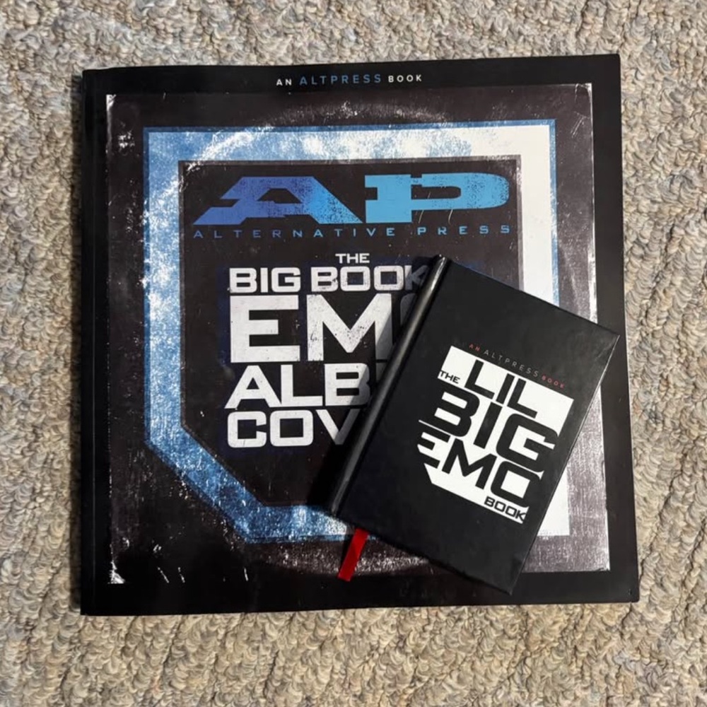 AP Emo Book Set - Picture 2 of 5